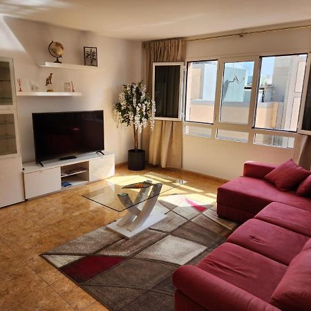 Апартаменты Lujoso Apartamento Vacacional Каррисаль Экстерьер фото