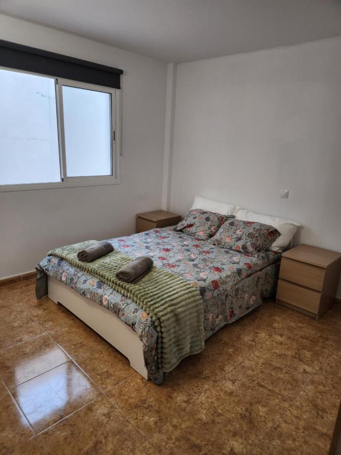 Апартаменты Lujoso Apartamento Vacacional Каррисаль Экстерьер фото