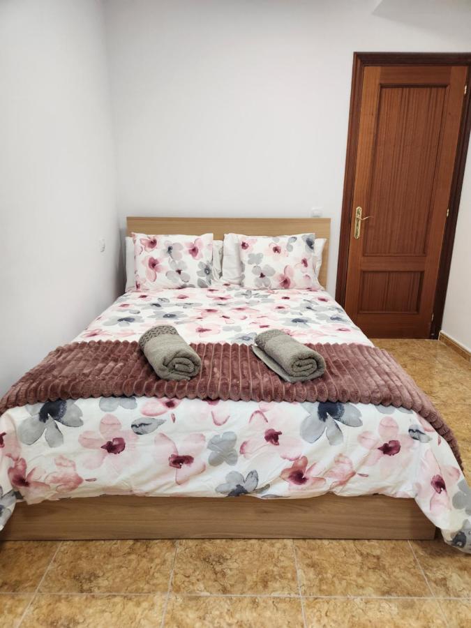 Апартаменты Lujoso Apartamento Vacacional Каррисаль Экстерьер фото