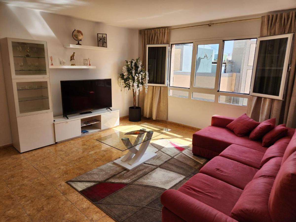 Апартаменты Lujoso Apartamento Vacacional Каррисаль Экстерьер фото